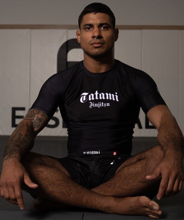 Tatami Fightwear Gothic T-Shirt da Compressione Maniche Corte – Nero