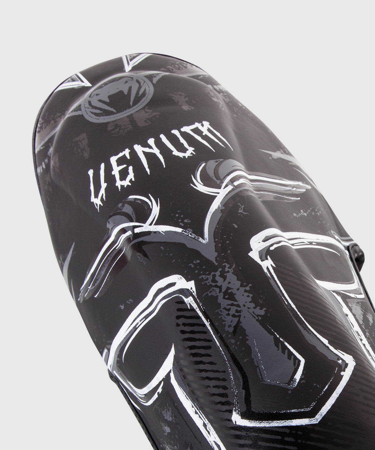 Venum Gladiator 3.0 Shin Guards - Black/White