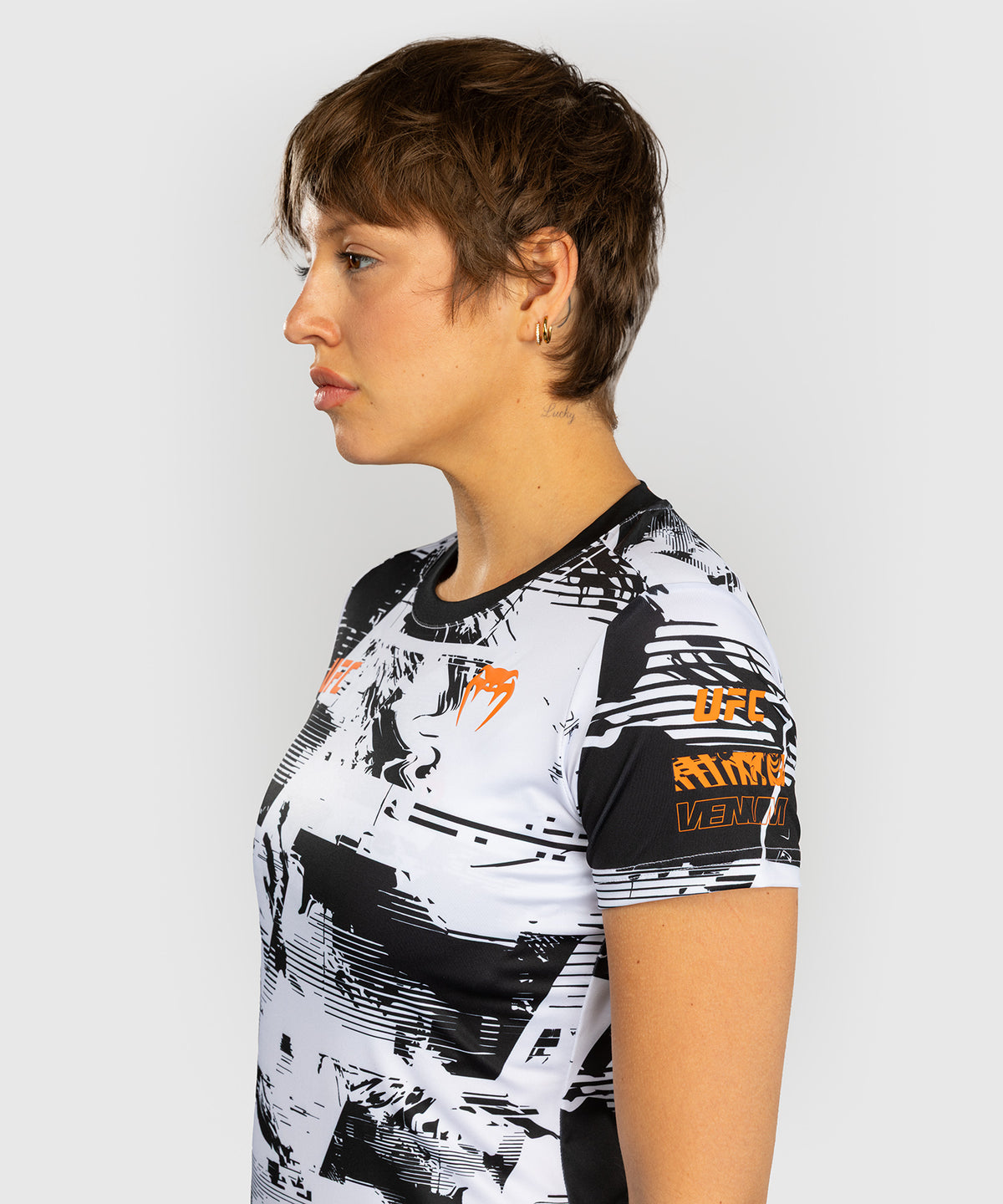 UFC Zenith by Venum Authentic Fight Week Performance Kurzarm T-Shirt Damen - Weiß