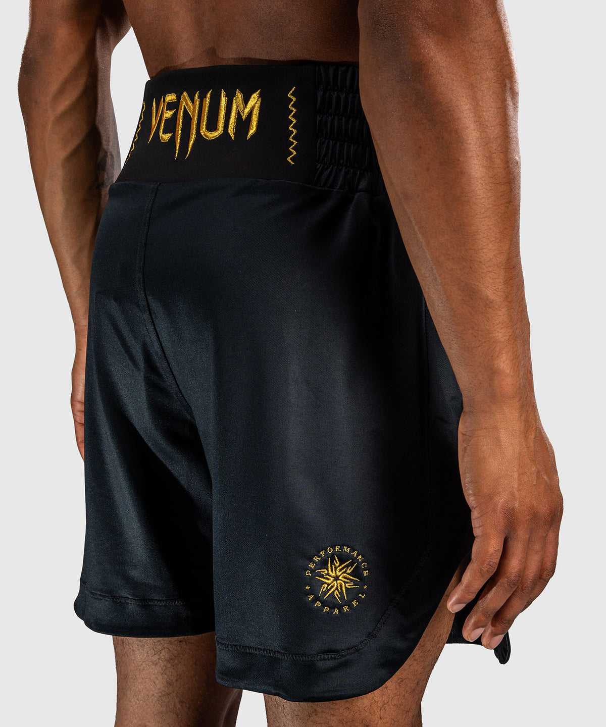 Venum Attack Pantalón corto de boxeo - Negro/Dorado