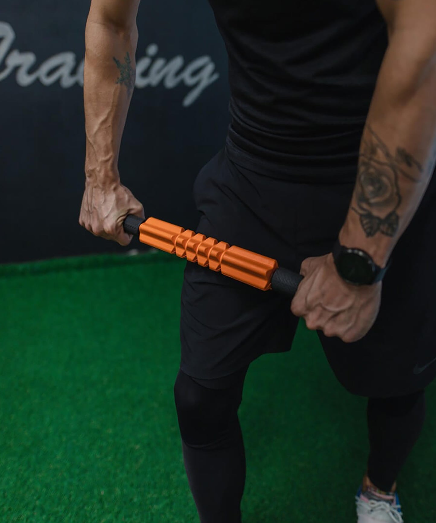 Sveltus Massage-Stab – Orange/Schwarz