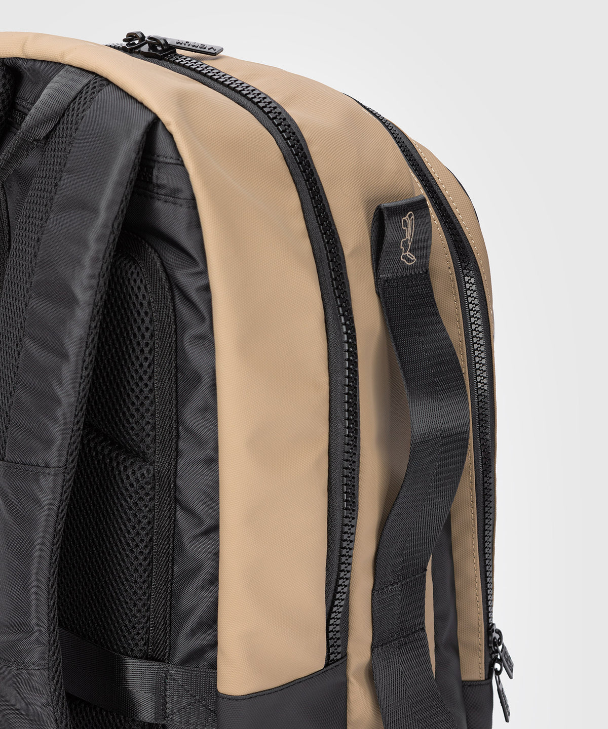 Venum Evo 2 Zaino (20-25L) – Nero/Sabbia