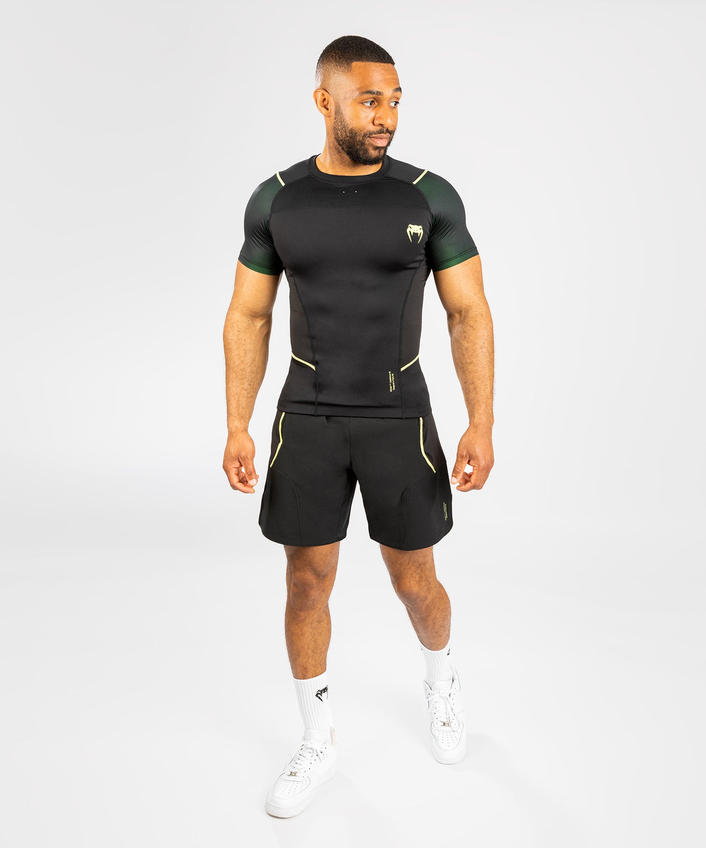 Venum Fusion 2.0 Lycra Hombre - Manga Corta - Negro/Amarillo
