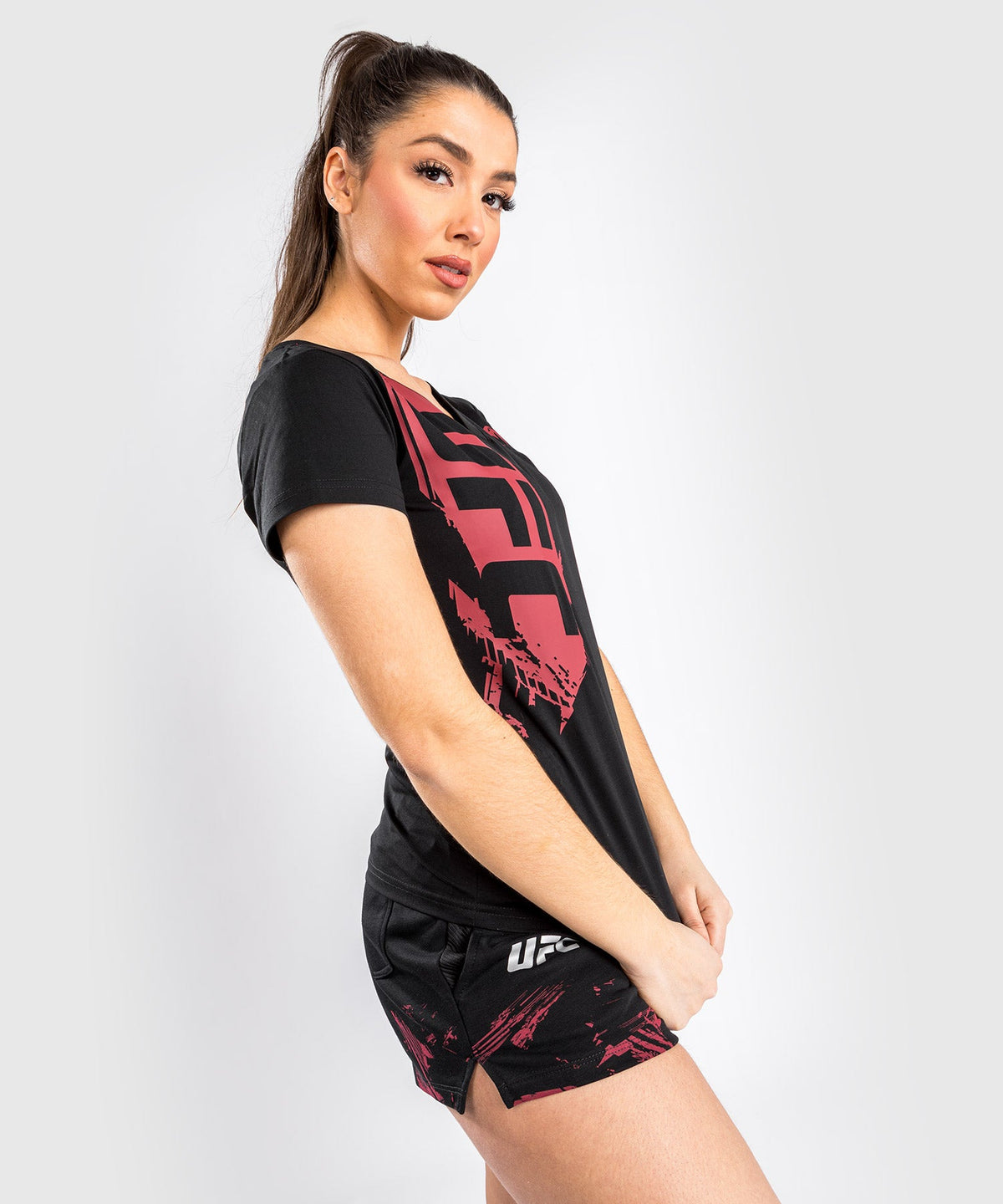 T-Shirt UFC Venum Authentic Fight Week 2.0 - Pour Femmes - Noir/Rouge