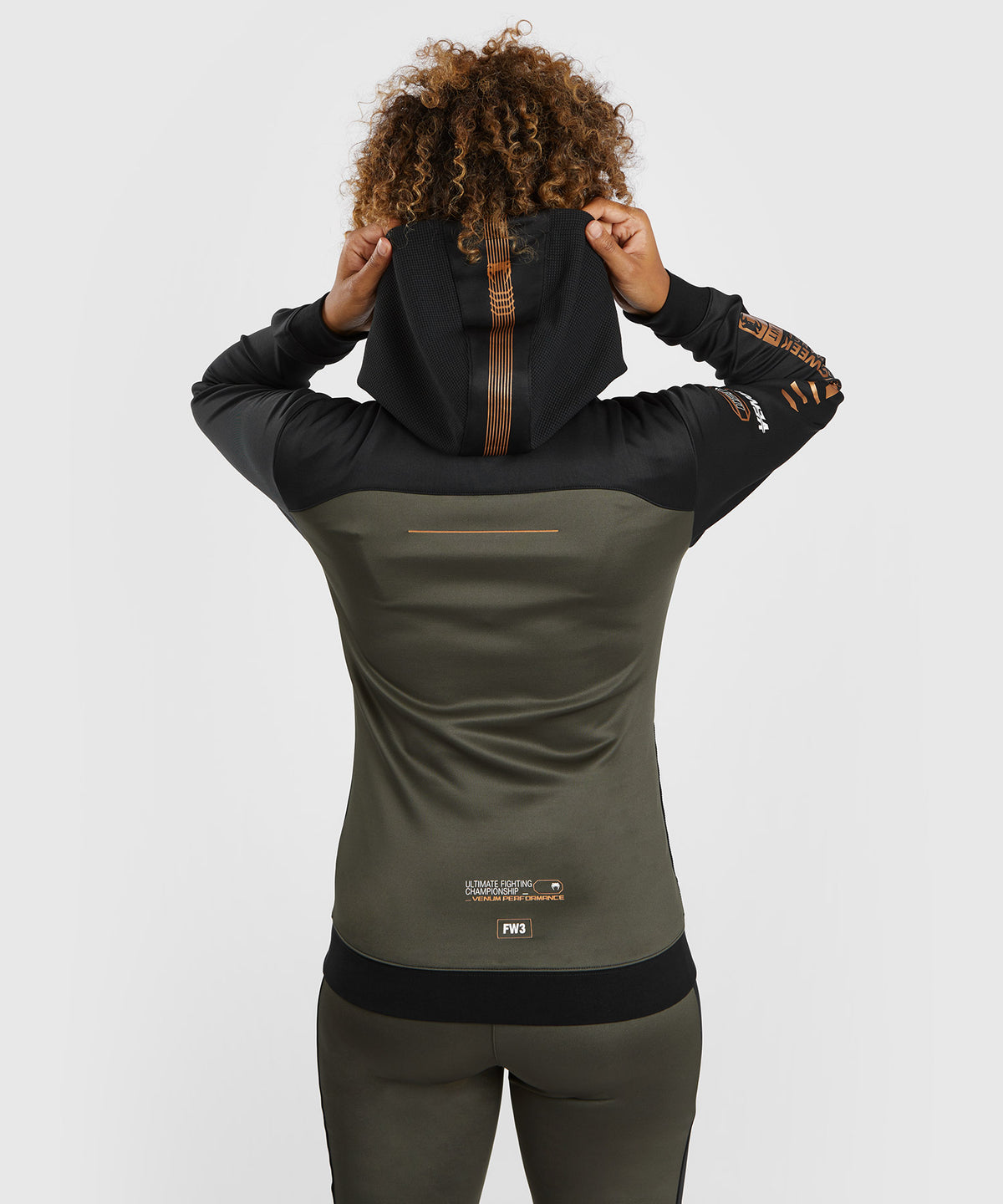Sweatshirt zippé à capuche pour Femmes UFC Adrenaline by Venum Fight Week - Kaki/Bronze