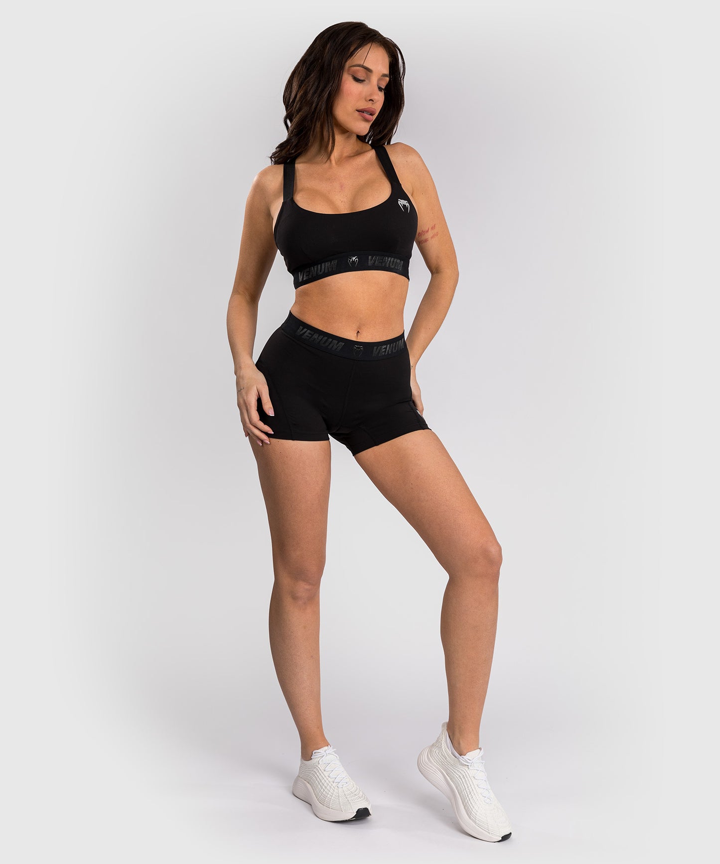 Short Venum Elevate pour Femmes Vale Tudo - Noir