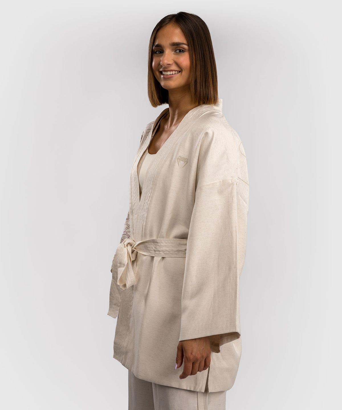 Venum Serpenti Women’s Jacket - Ivory/Burgundy
