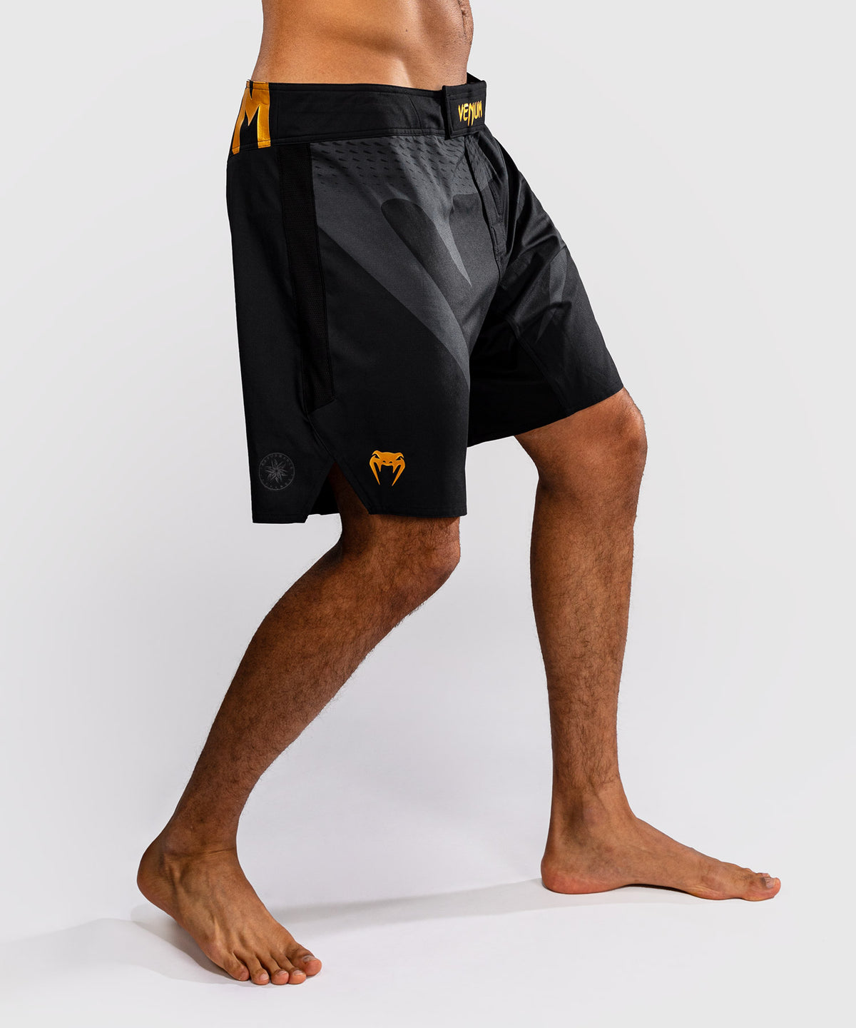 Venum Attack Fightshorts - Nero/Oro
