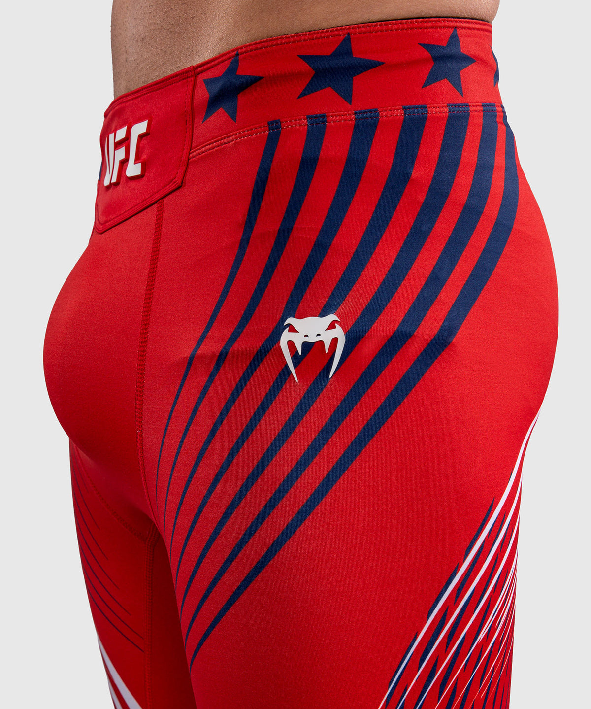 Official UFC Freedom 250 by Venum Authentic Fight Night Short Vale Tudo pour homme - Rouge
