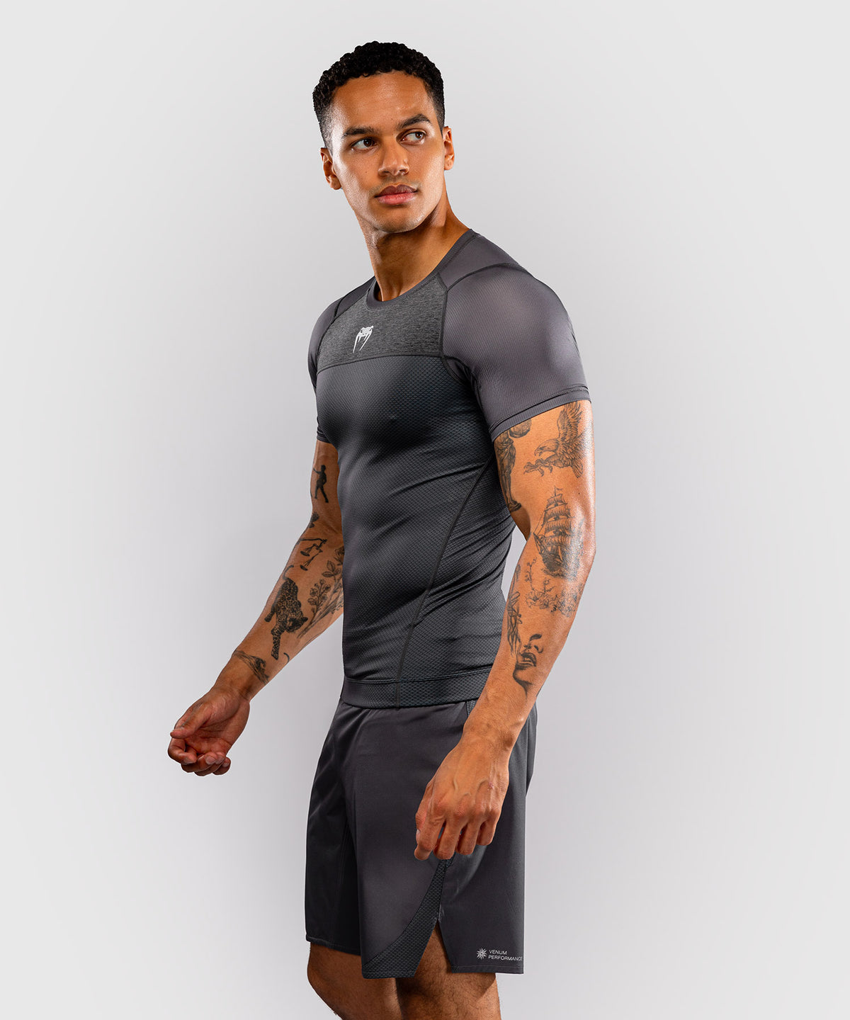 Venum G-Fit Scale Kurzarm-Rashguard - Grau