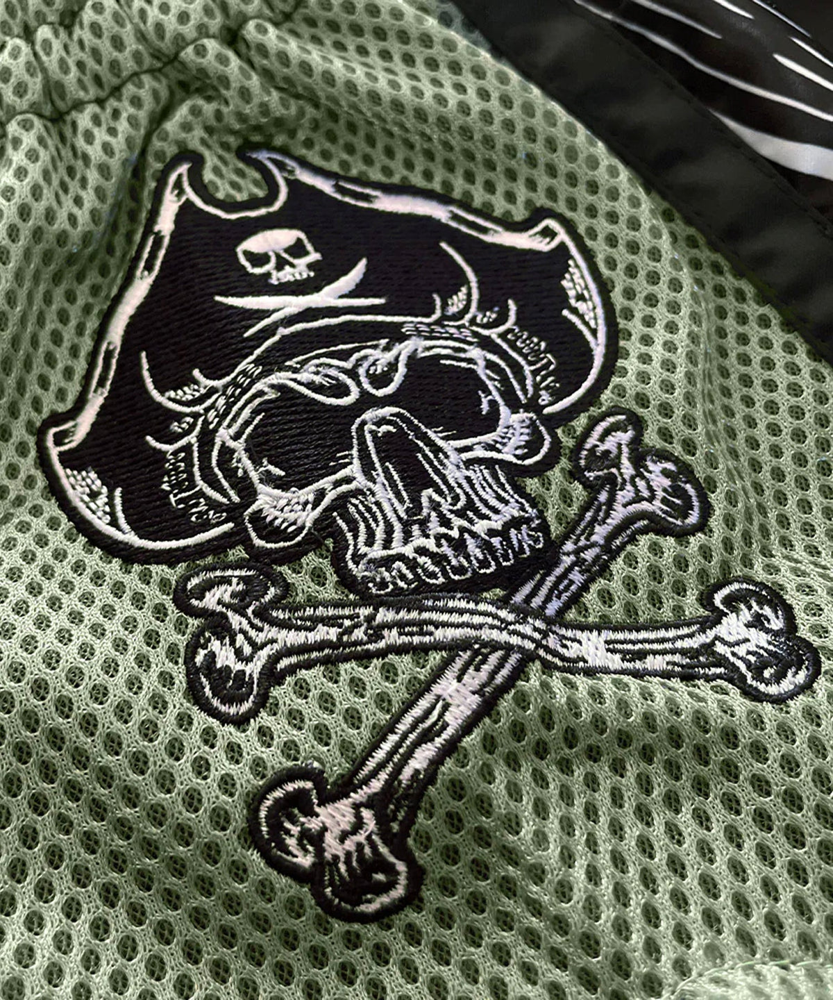 Pride Or Die Pirate V2 Muay Thai Shorts - Nero/Beige
