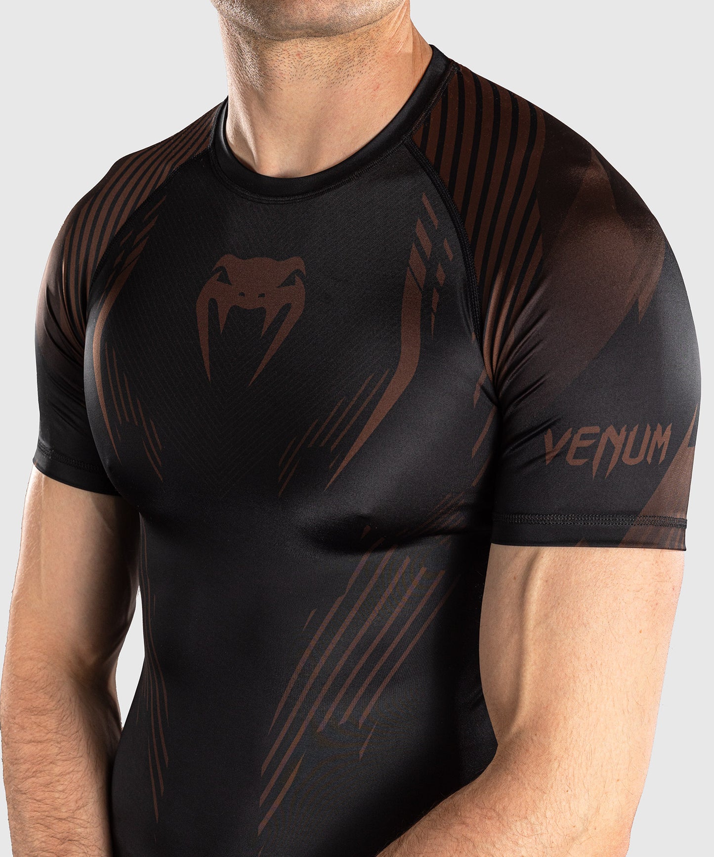 Venum No-Gi 6.0 Short Sleeve Rashguard - Black/Brown