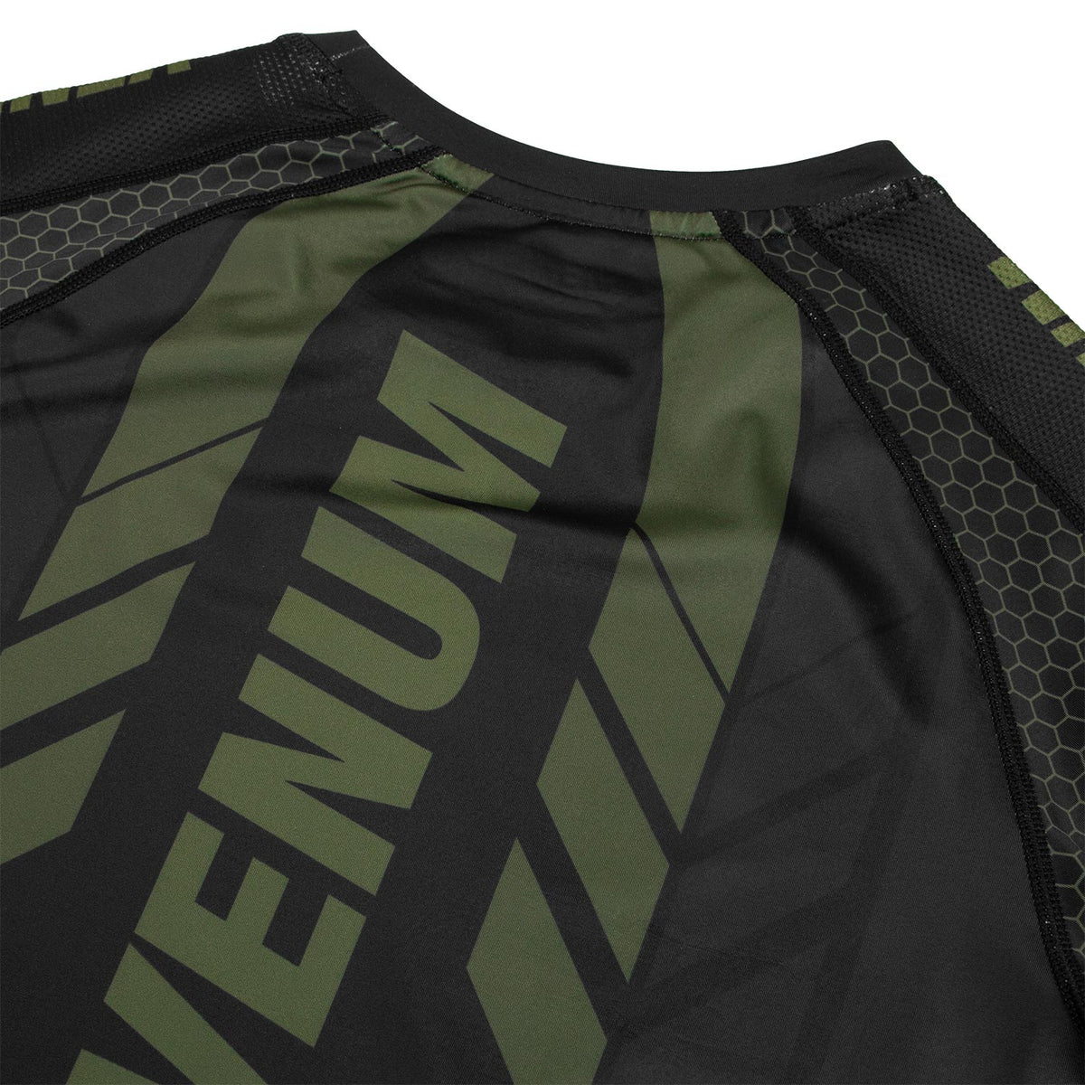Rashguard Venum Technical 2.0 - Manches Longues - Noir/Kaki - Exclusivité