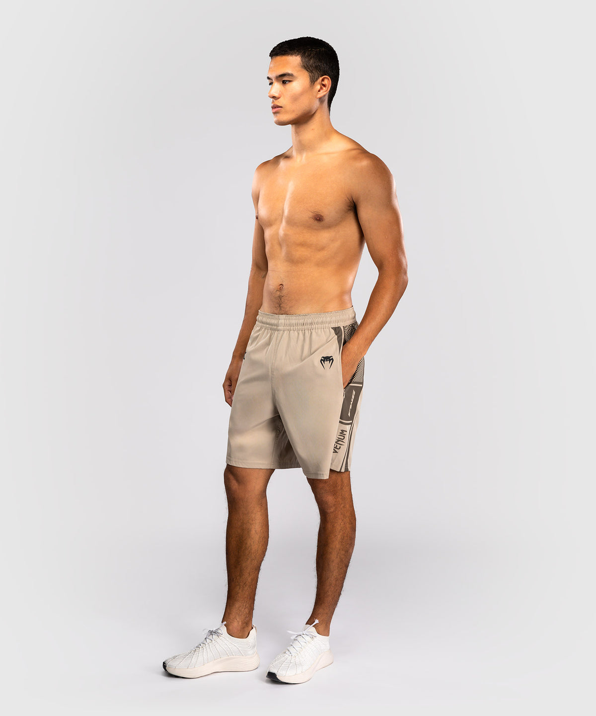 Venum UFC Unity by Venum Authentic Fight Week Herren Funktionsshorts - Sand