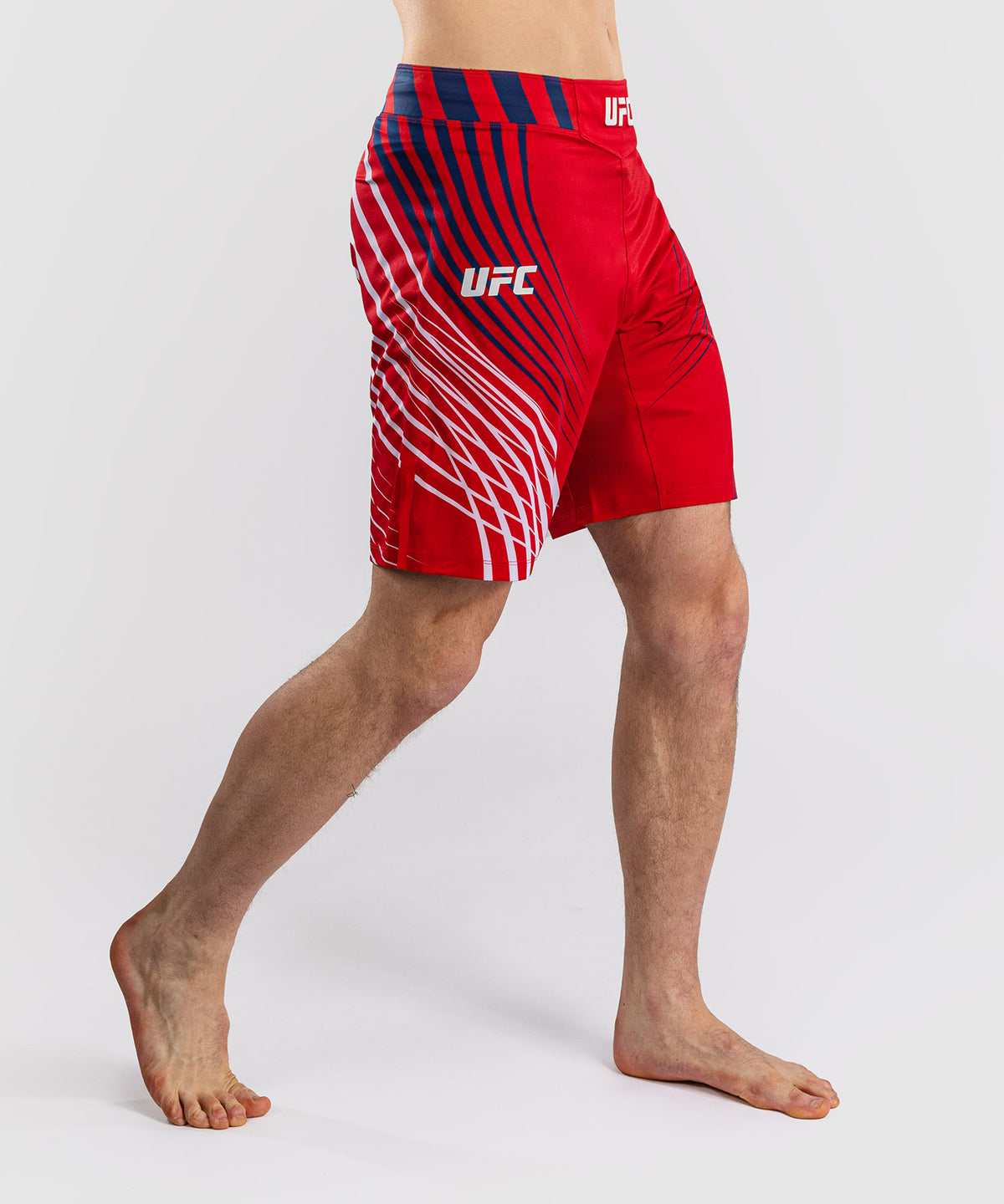 Official UFC Freedom 250 by Venum Authentic Fight Night Short de combat coupe longue pour homme - Rouge