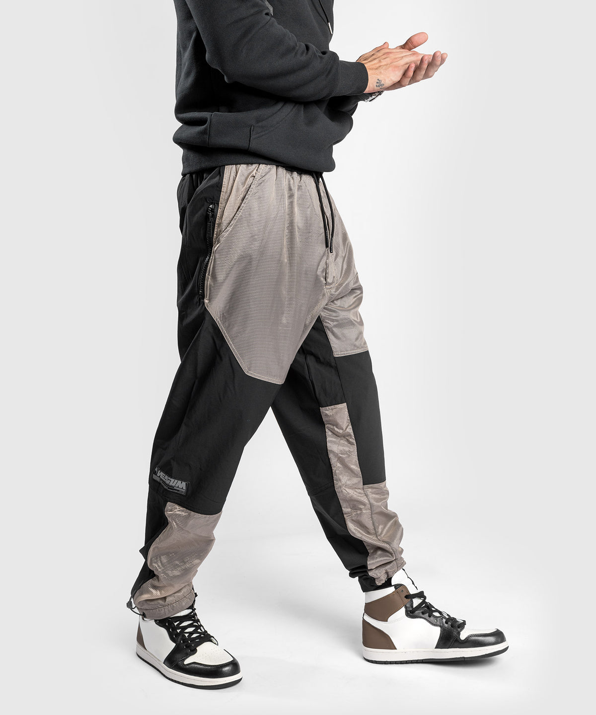Laser XT Jogger - Oversize - Schwarz/Sand