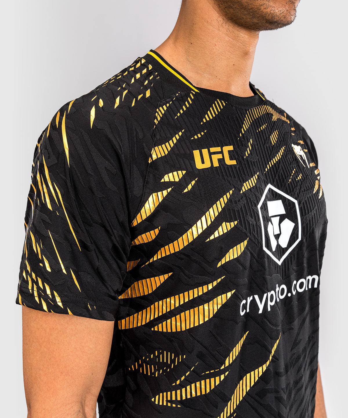UFC Fusion by Venum Authentic Fight Night Maglietta Dry Tech per Uomo - Champion