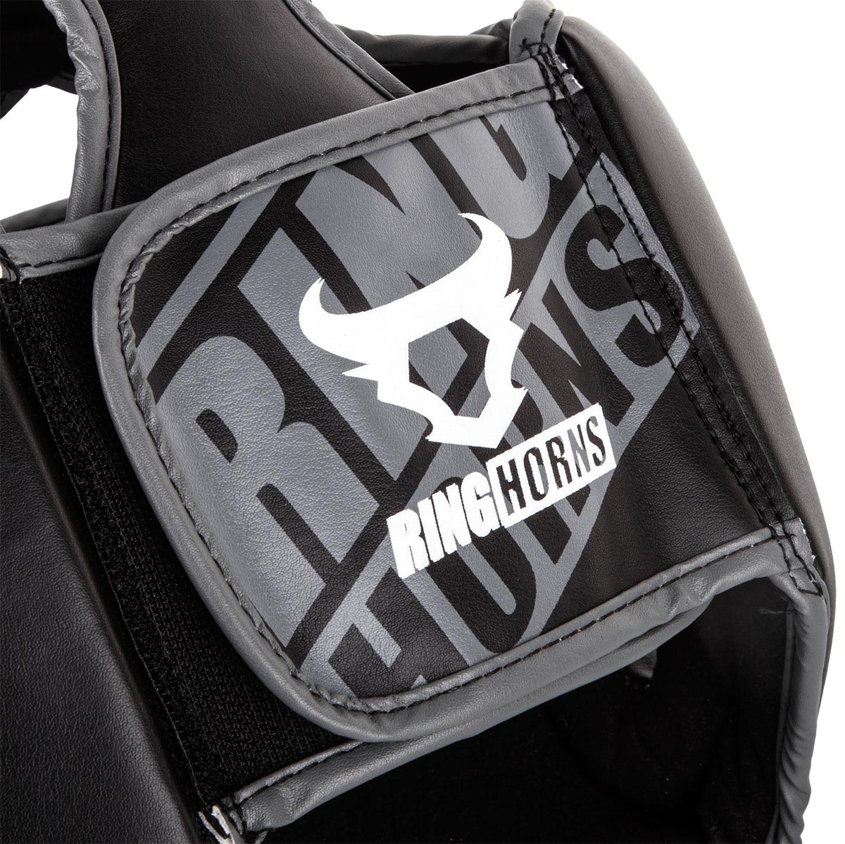 Ringhorns Charger by Venum Headgear – Nero