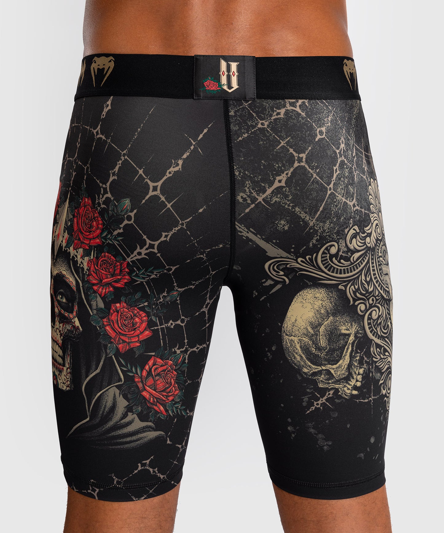 Short de compression pour Hommes Venum Santa Muerte 5.0 - Noir Profond/Or