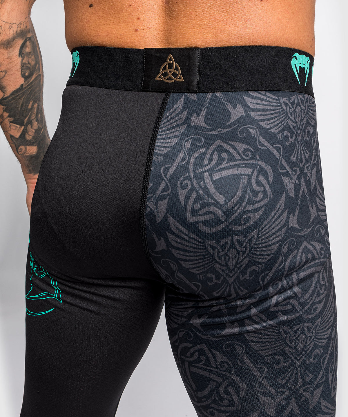 Pantalon de compression Venum Assassin's Creed Reloaded - Noir