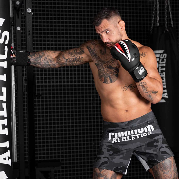 Phantom Athletics Fight Squad Boxing Gloves - Black