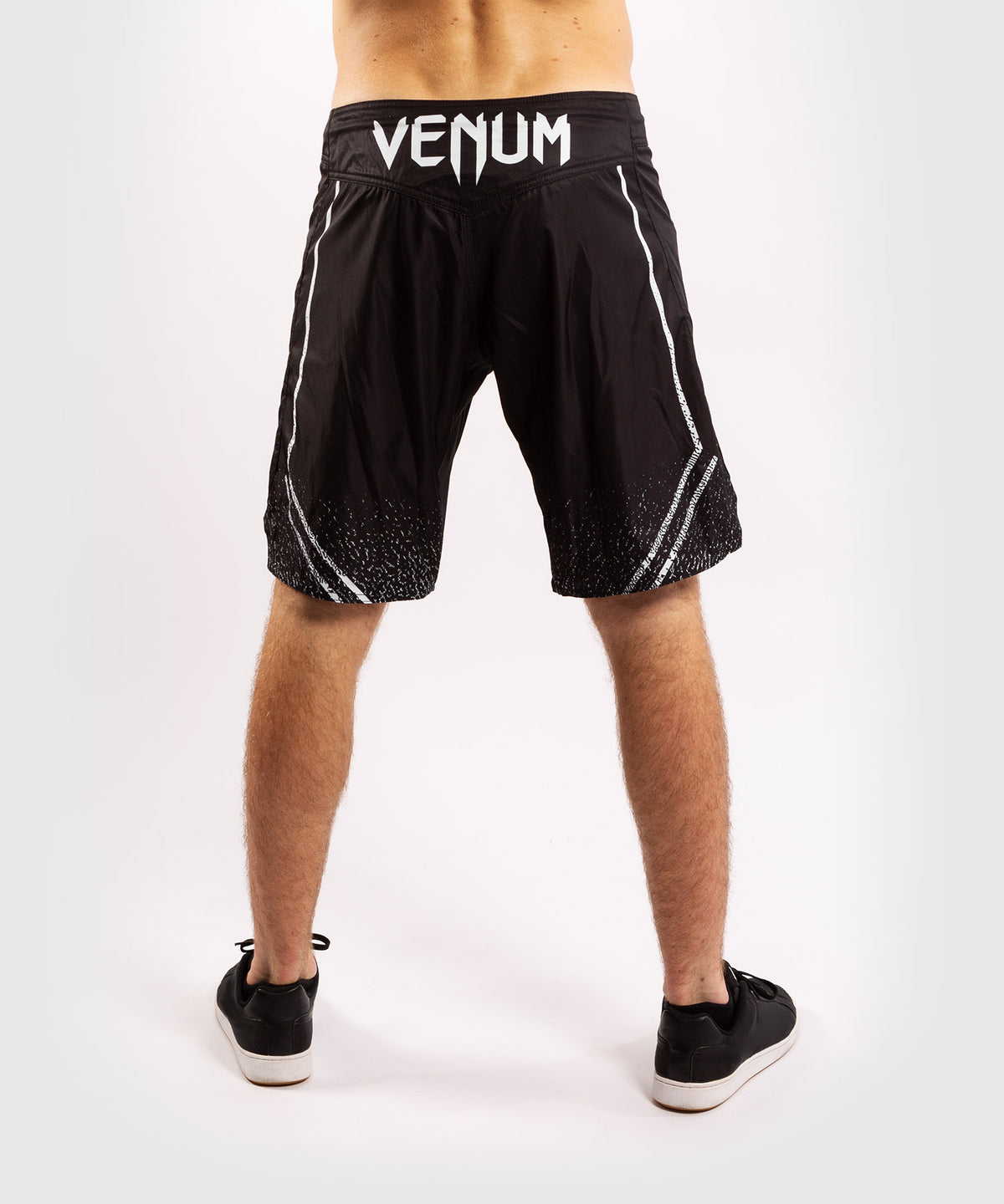 Pantaloncini da combattimento Venum Signature - Nero/Bianco