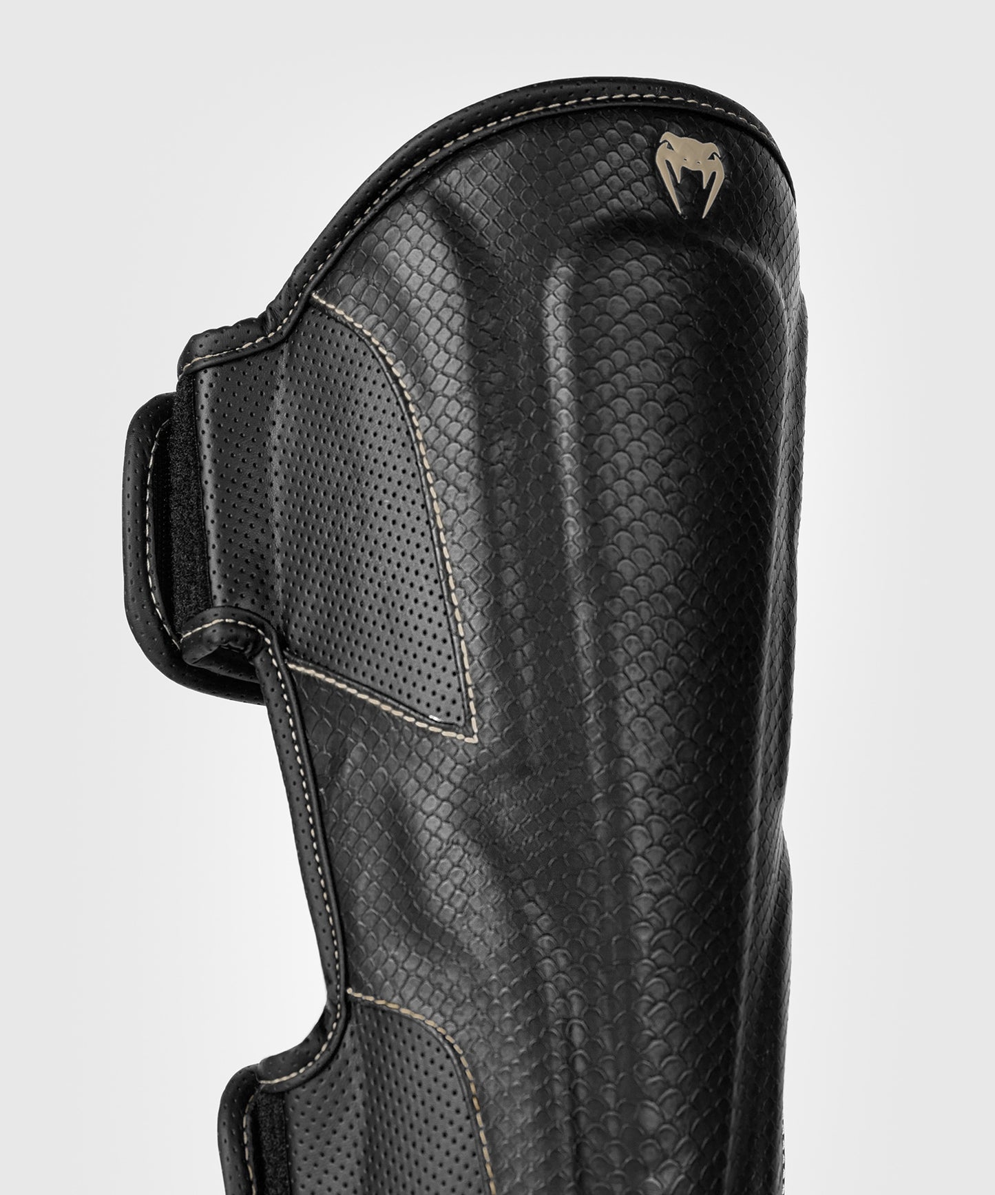 Protège-tibias Venum Impact Evo Scales – Noir