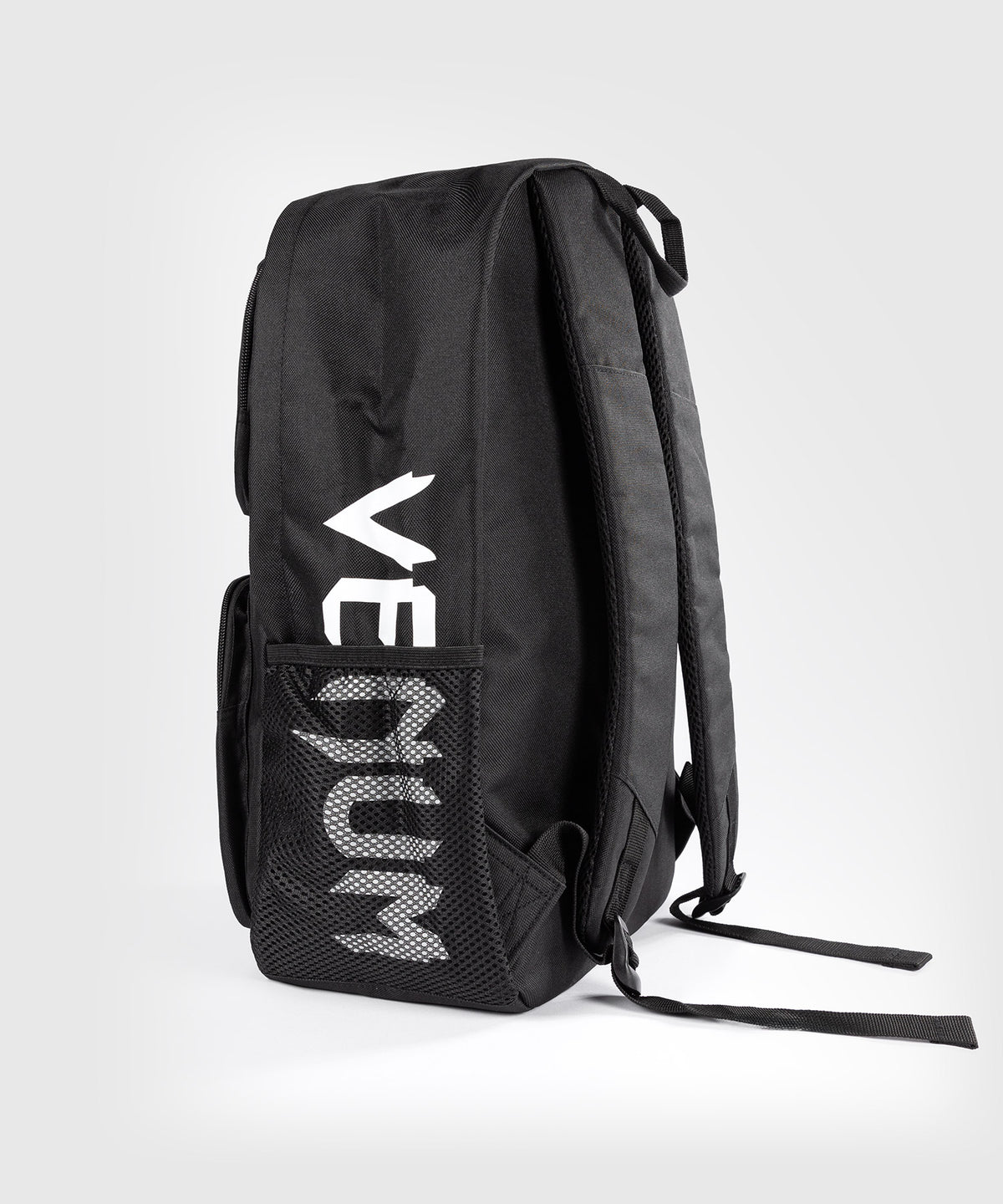 Venum Essential Mochila (20-25L) - Negro