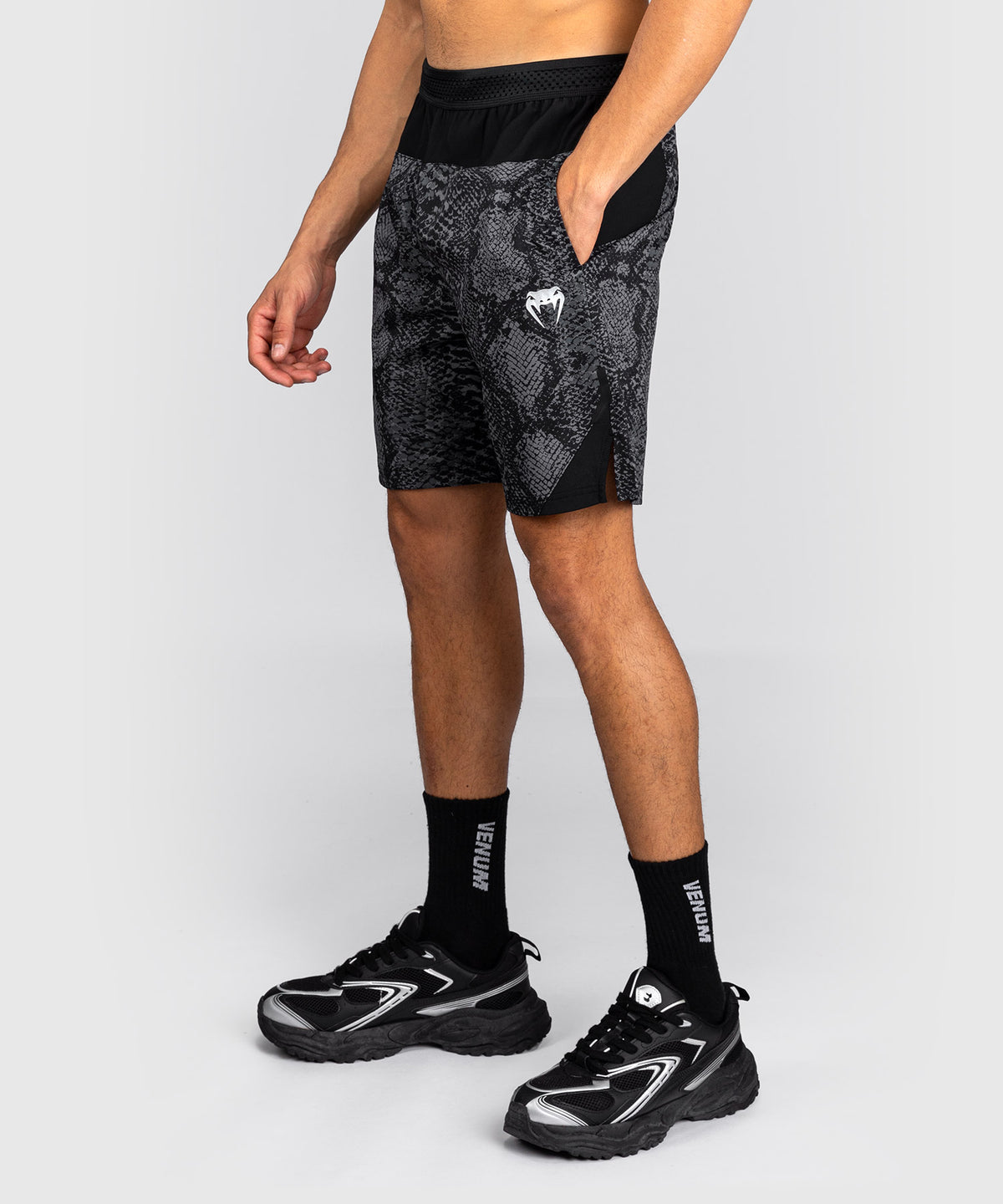 Venum G-Fit Scales Trainingsshorts – Schwarz/Anthrazitgrau