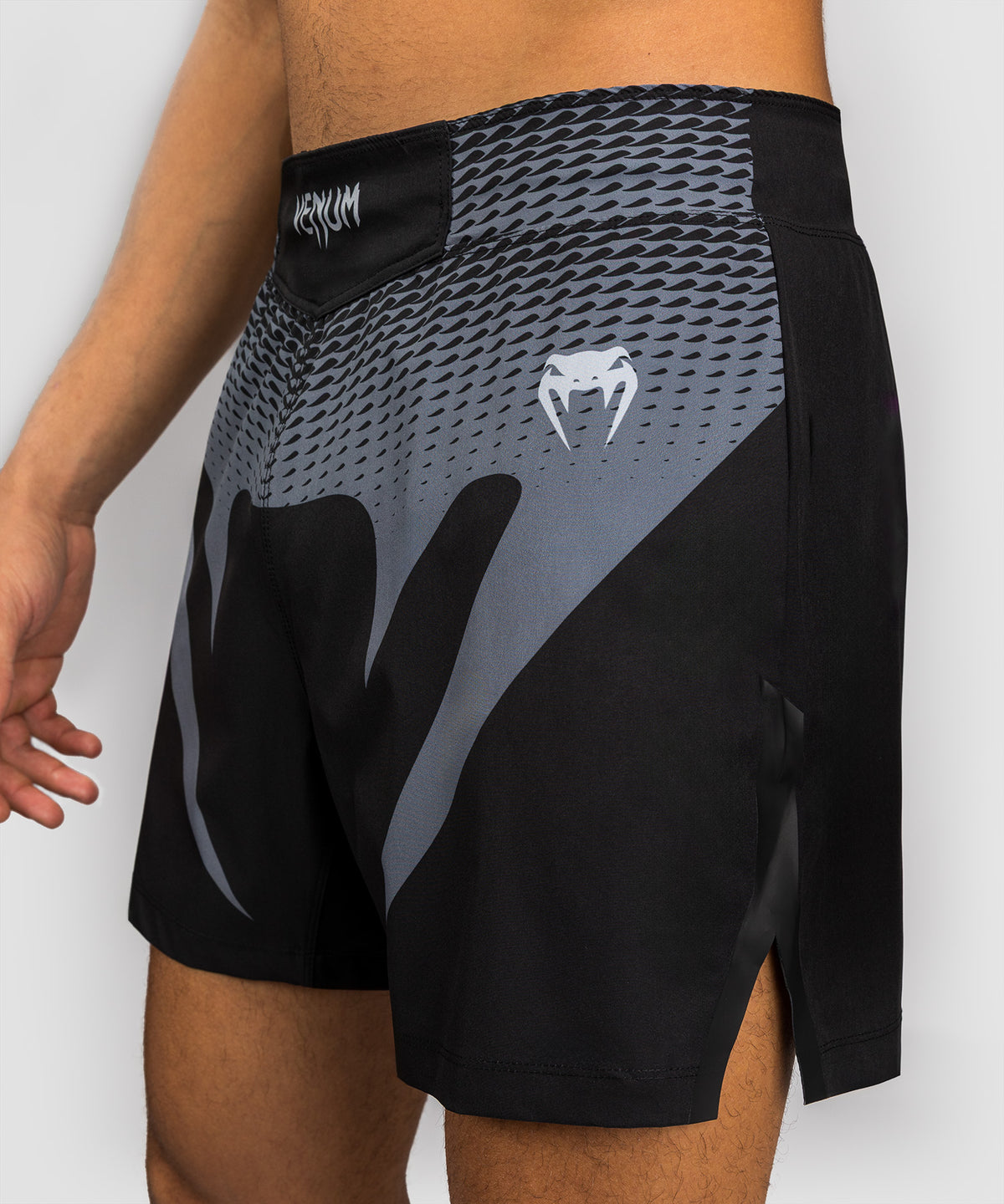 Venum No Gi Fightshorts - Black/ Silver Grey