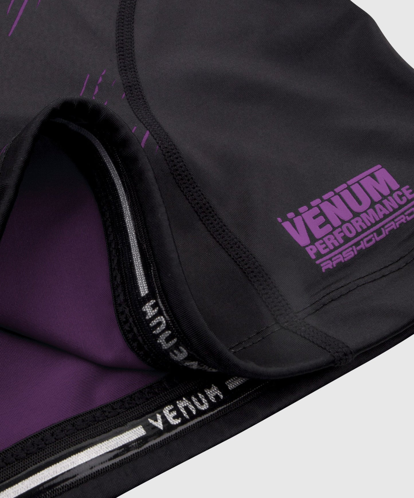 Venum NoGi 2.0 Rashguard - Kurzarm IBJJF-geprüft - Schwarz/Violett