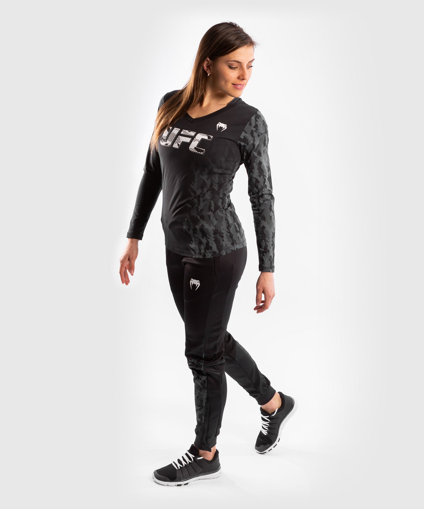 Camiseta De Algodón Manga Larga Para Mujer UFC Venum Authentic Fight Week - Negro
