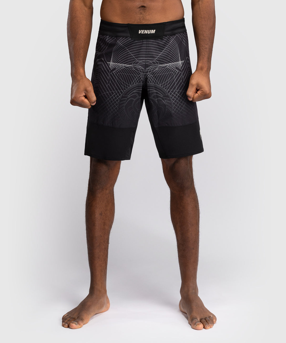 Short de Combat Venum G-Fit Air pour Hommes - Noir Intense/Sable Désert
