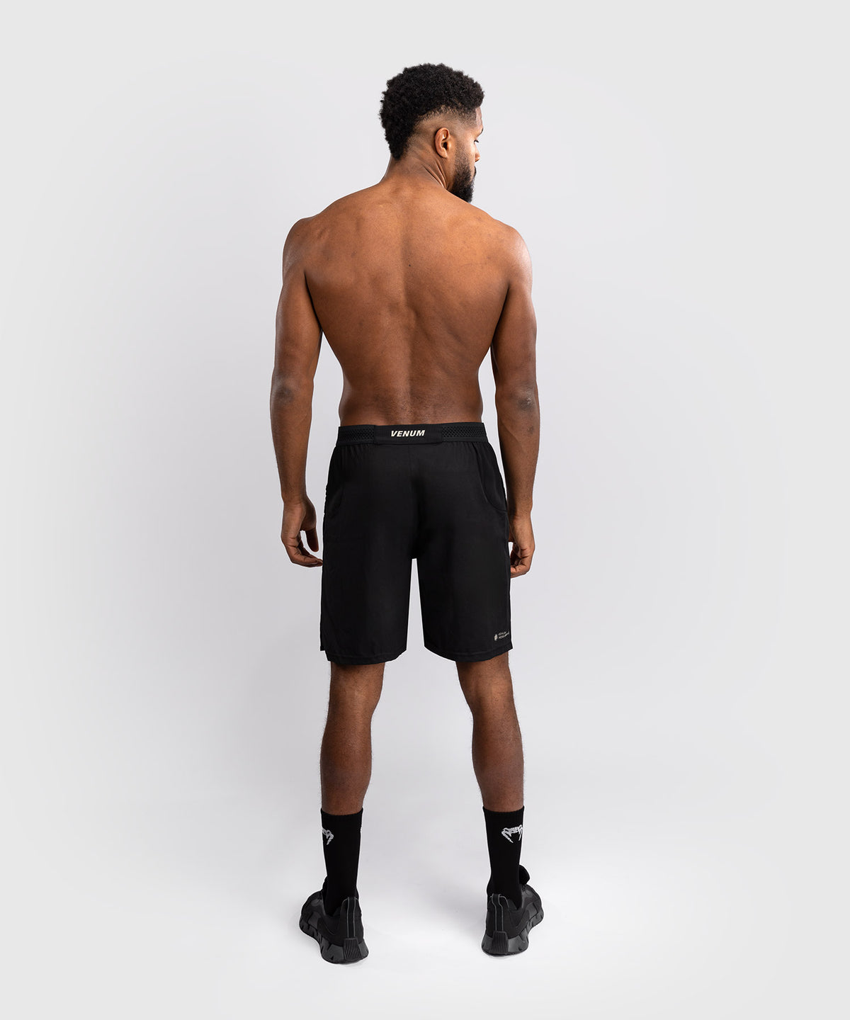 Venum G-Fit Air Herren Trainingsshorts - Tiefschwarz/Feuerrot