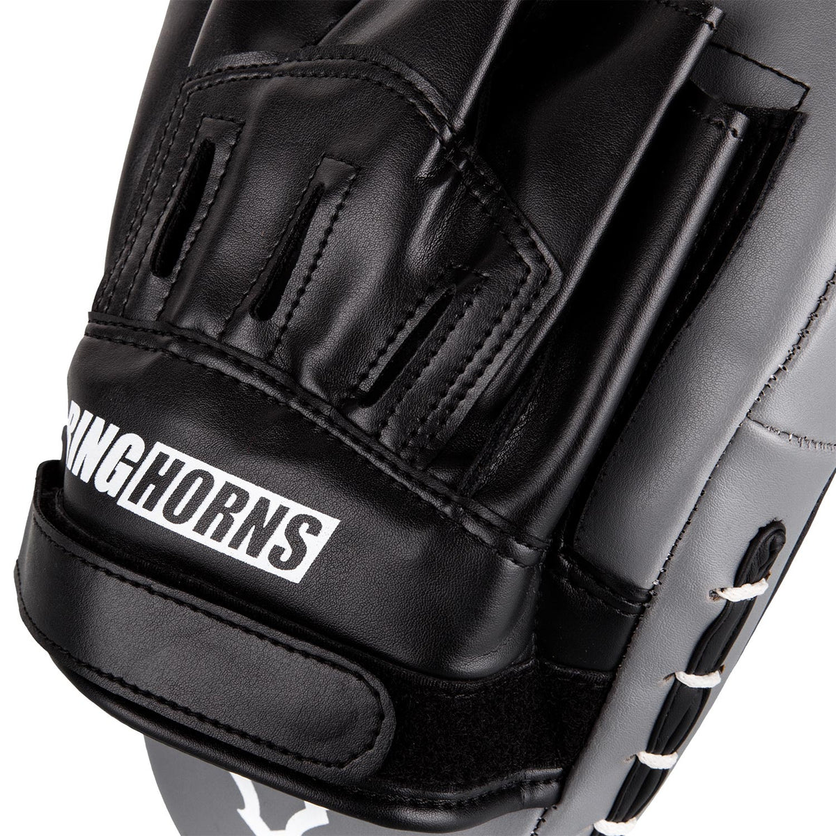 Ringhorns Charger by Venum Boxhandschuhe