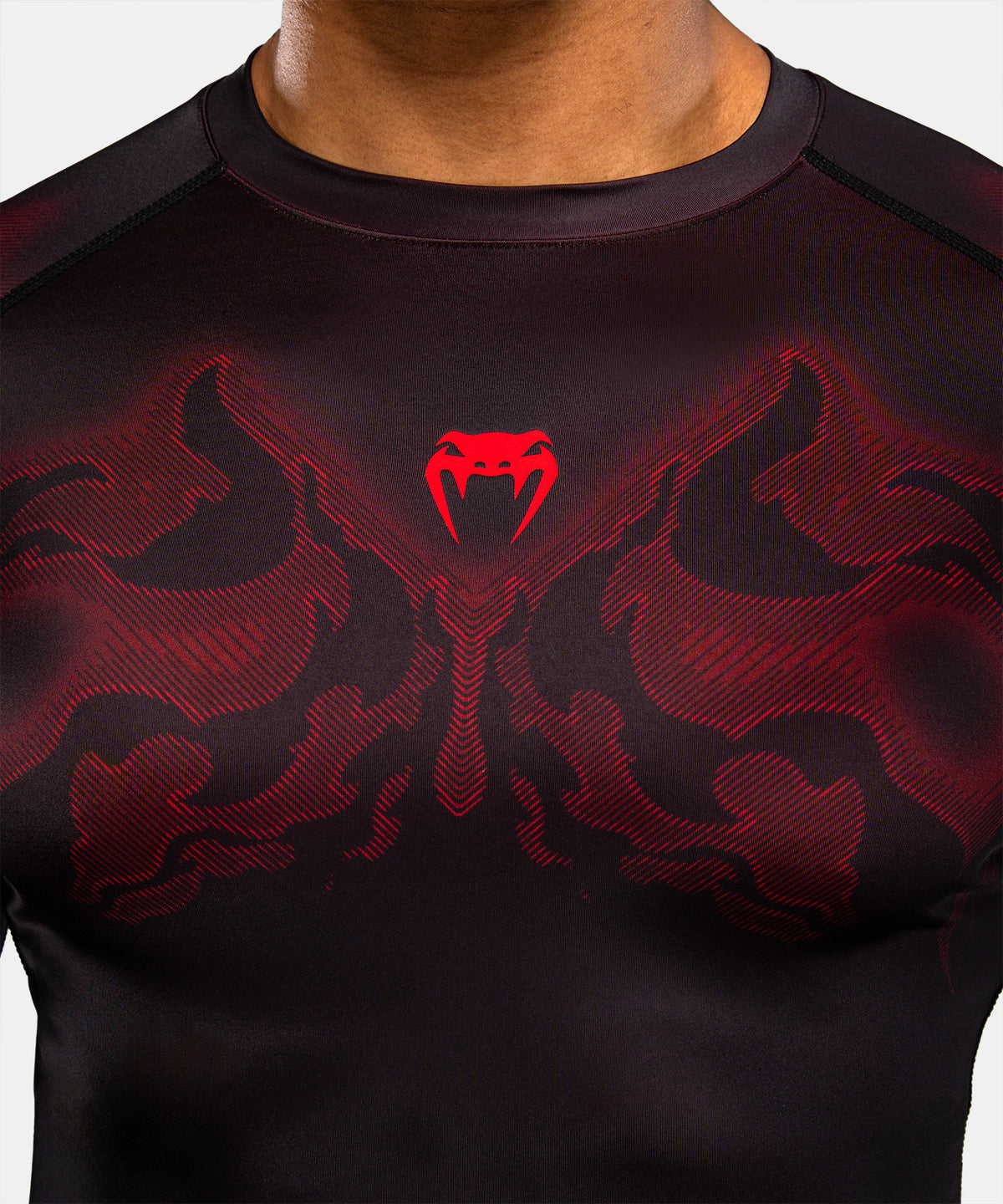 Venum Spectre Rashguard a Maniche Lunghe – Nero/Rosso