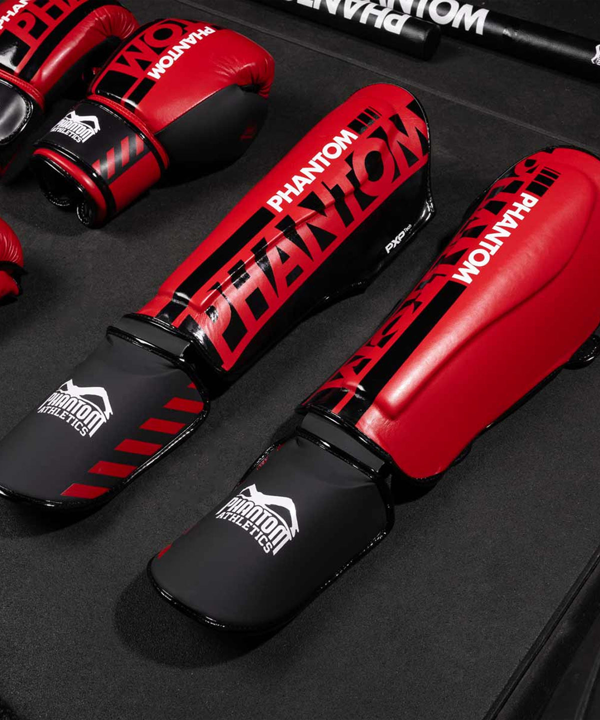 Phantom Athletics Apex Schienbeinschoner - Rot