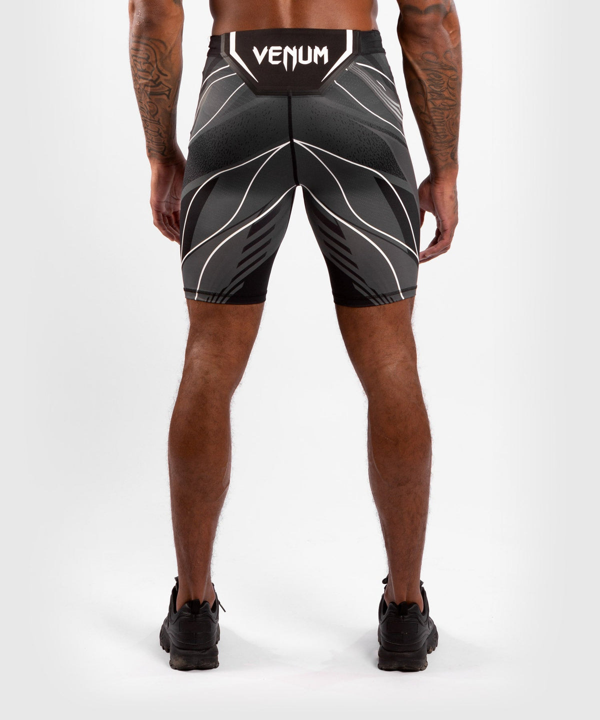 UFC Herren Kompressionsshorts Venum Authentic Fight Night - Long Cut - Schwarz