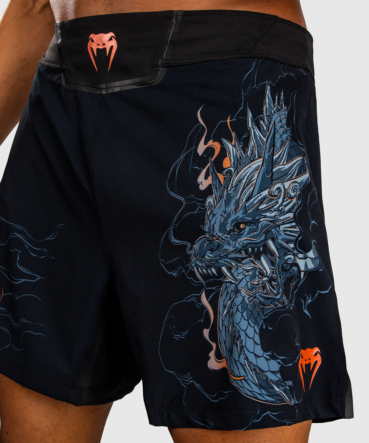 Venum Thunder Dragon Short de Combate – Negro/Gris/Cobre