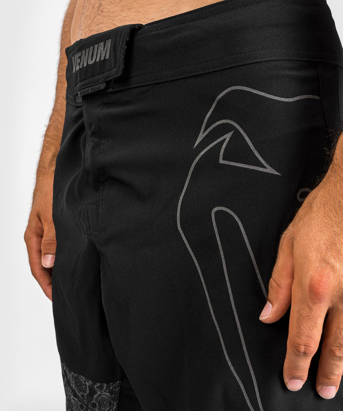 Venum Reflective MMA Short Light 4.0 - Black/Black