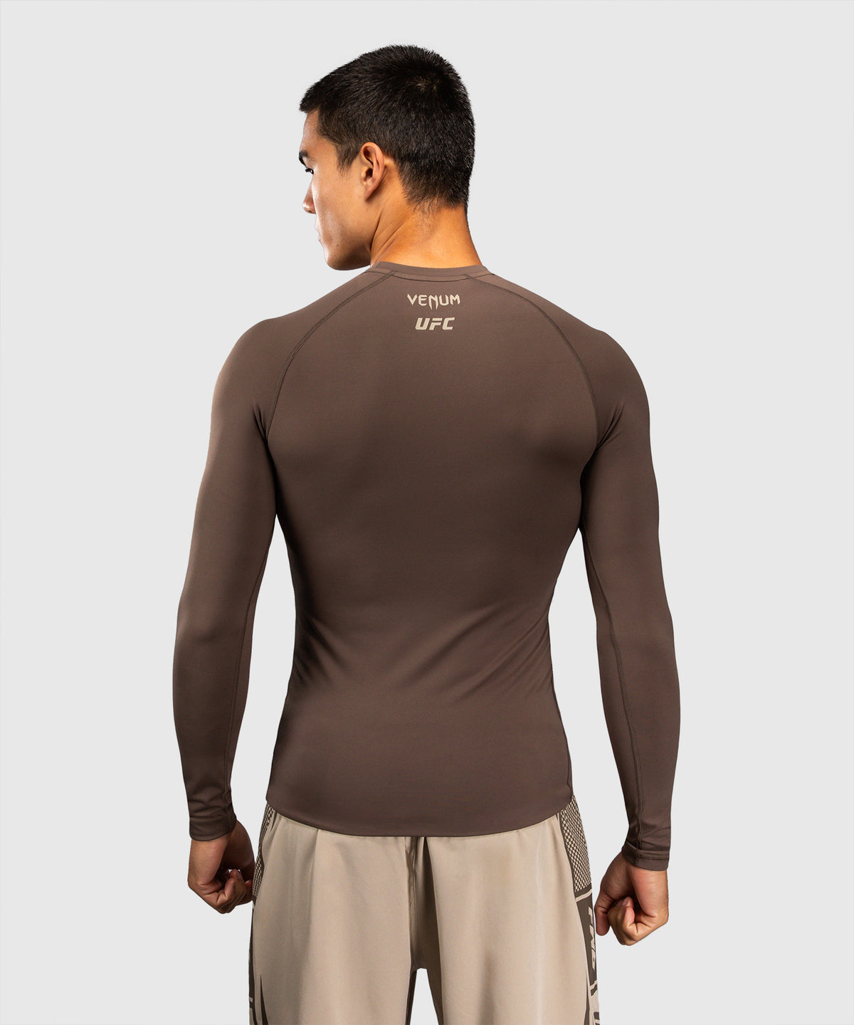 Rashguard à Manches Longues Technique pour Homme Venum UFC Unity by Venum Authentic Fight Week - Marron