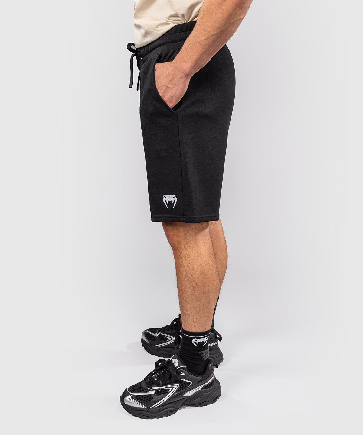 Venum Classic Fleece Shorts aus Baumwolle – Schwarz