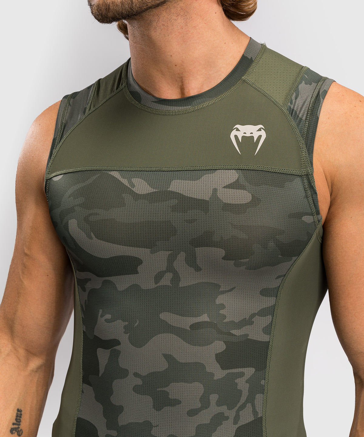 Rashguard sans Manches Venum G-Fit Air pour Hommes - Camo Militaire