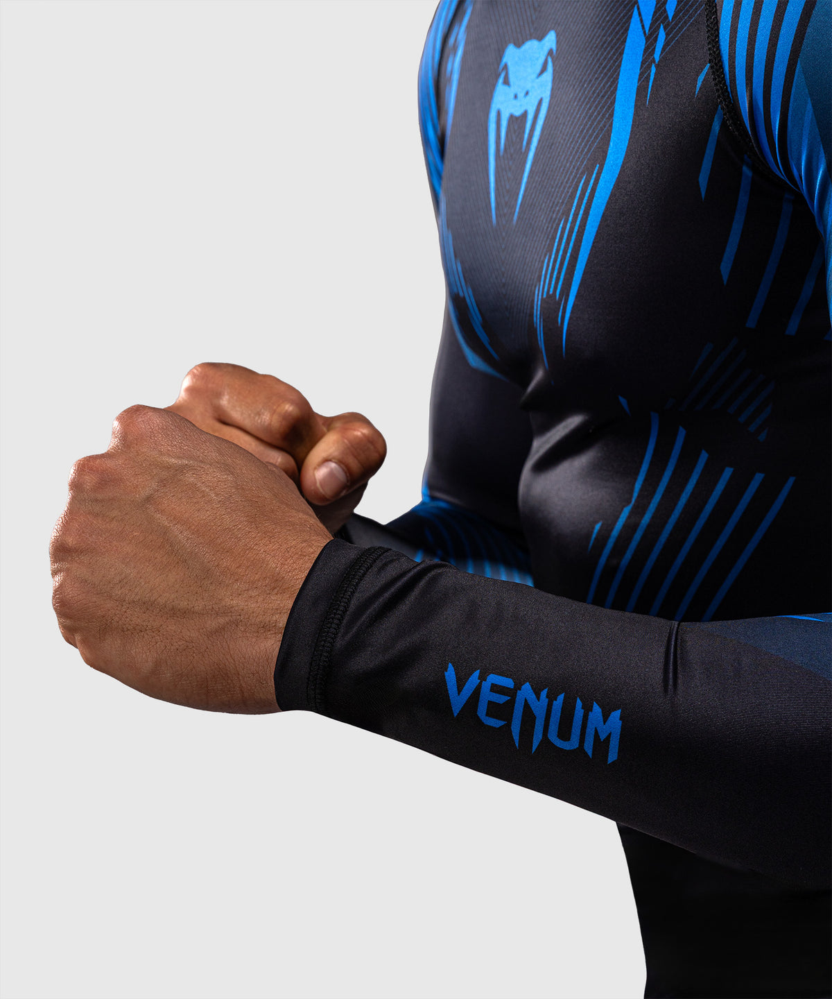 Venum No-Gi 6.0 Rashguard Manga Larga - Negro/Azul