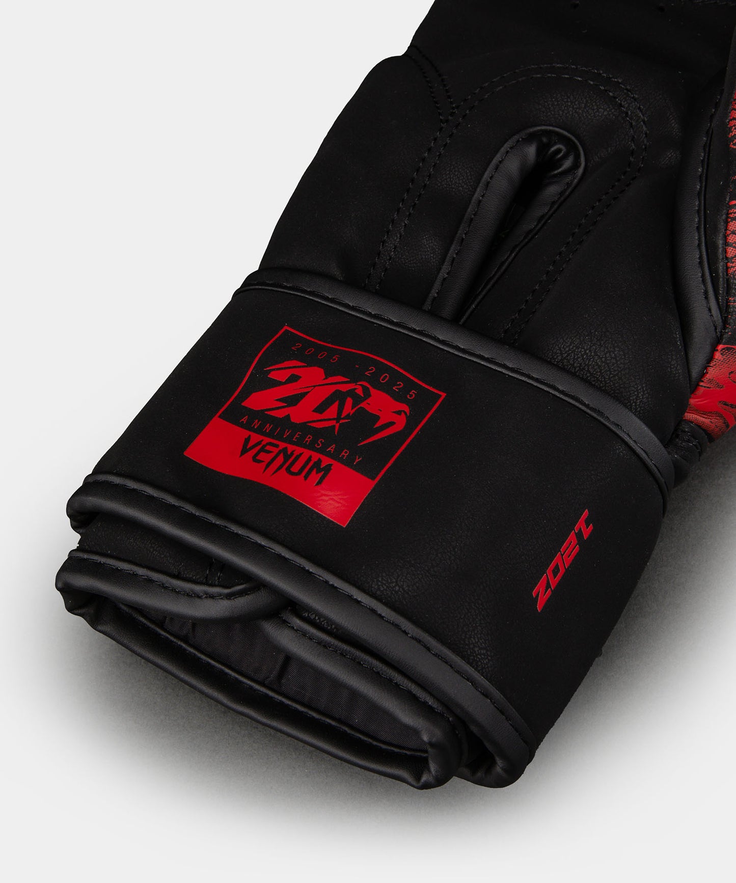Gants de Boxe Venum 20th Anniversary - Noir/Rouge