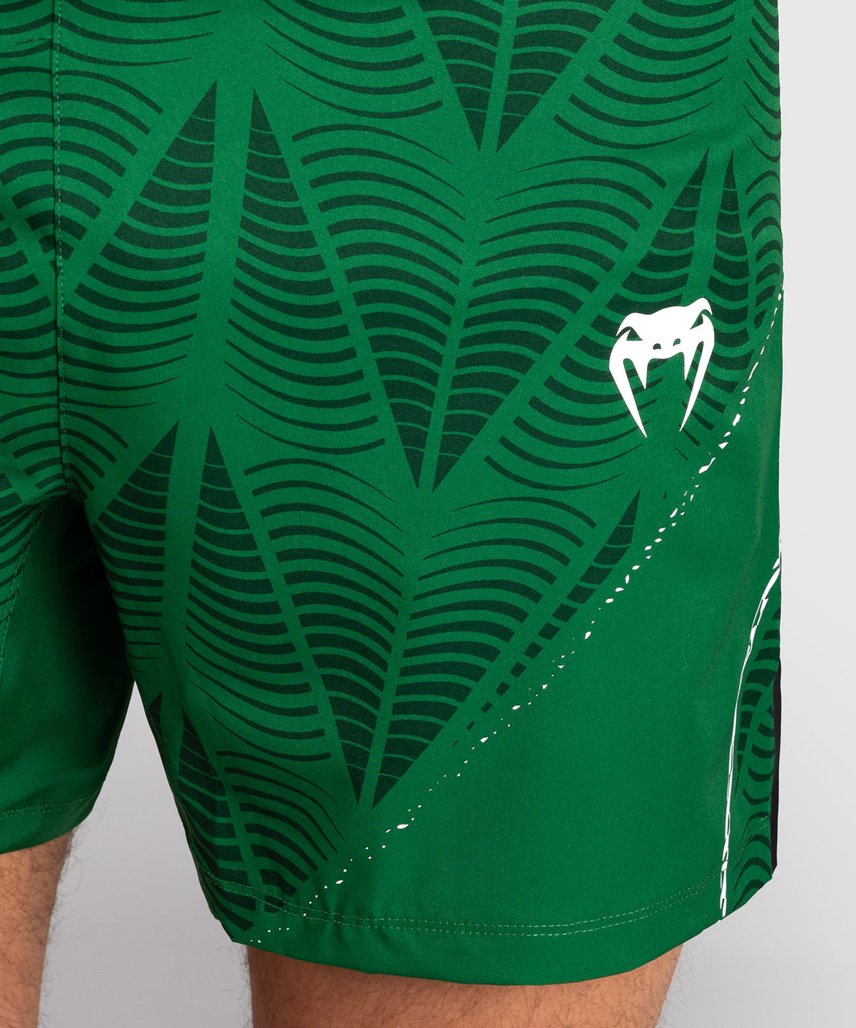 UFC Zenith by Venum Authentic Fight Night Pantaloncini da combattimento Fit corto Uomo - Verde