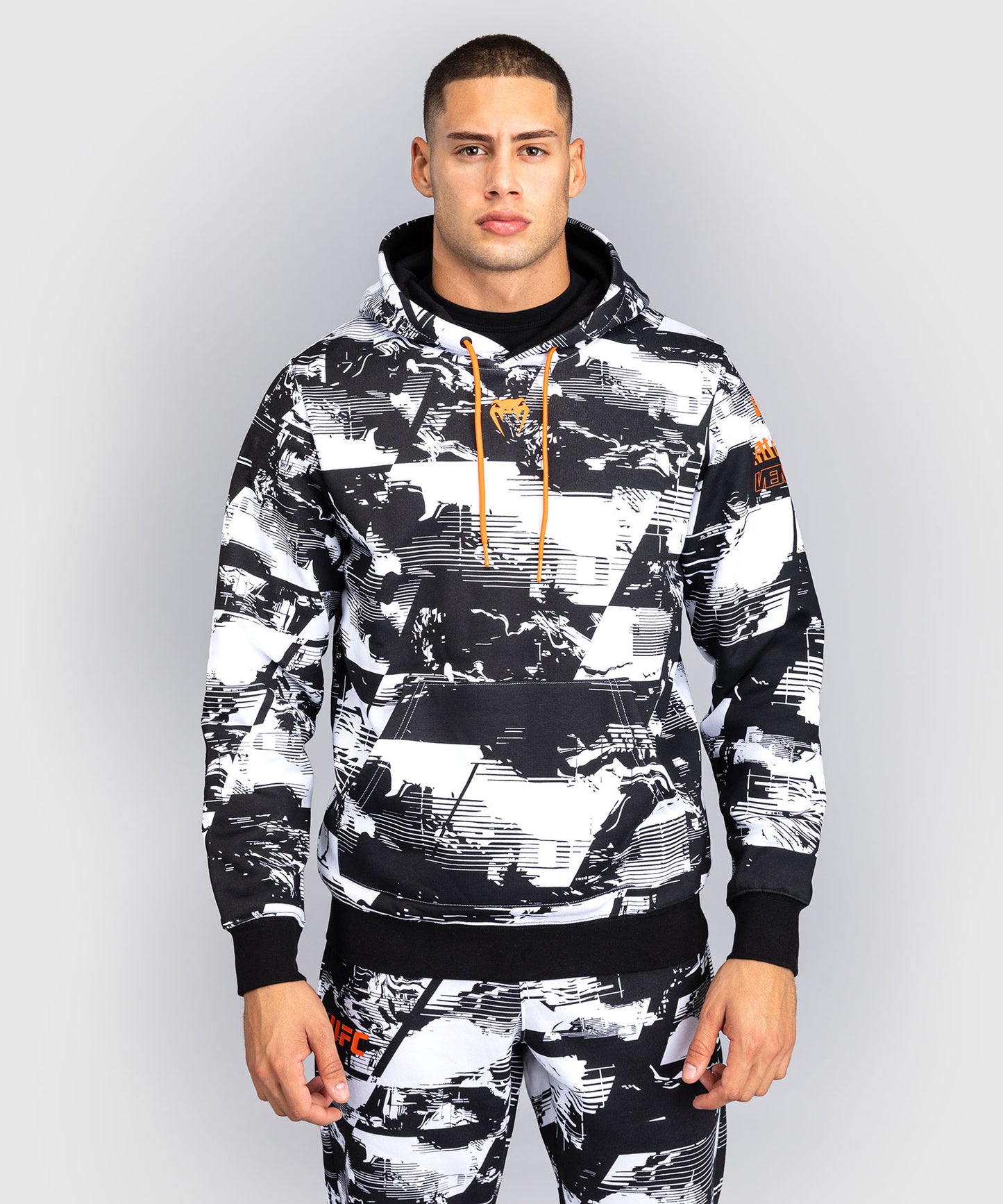 UFC Zenith by Venum Authentic Fight Week Pullover Hoodie Herren - Weiß
