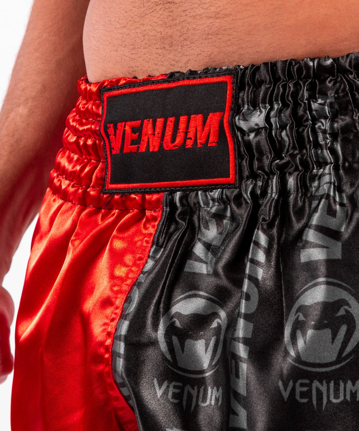 Short de Muay Thai Venum Logos - Noir/Rouge