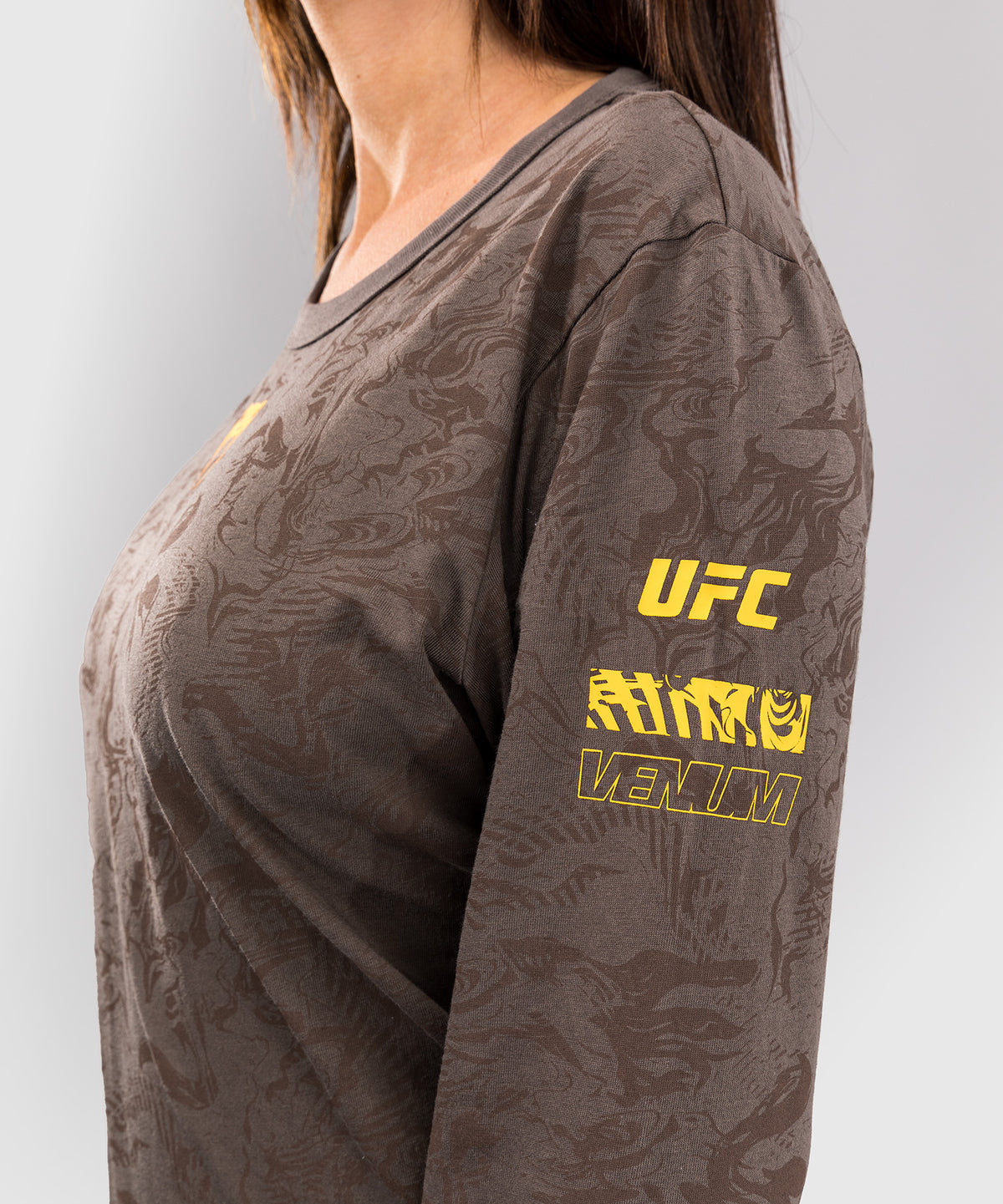 UFC Fusion by Venum Fight Week Women’s Long Sleeve Cotton T-Shirt - Earthen Brown