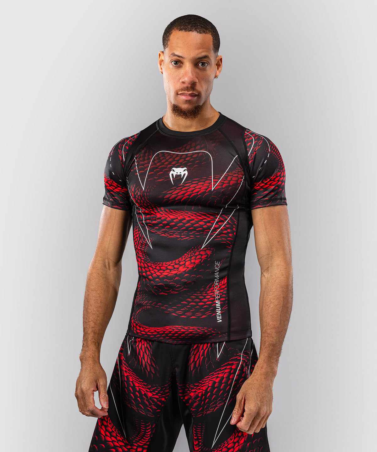 Rashguard à Manches Courtes Venum Matupa - Noir/Rouge/Argent